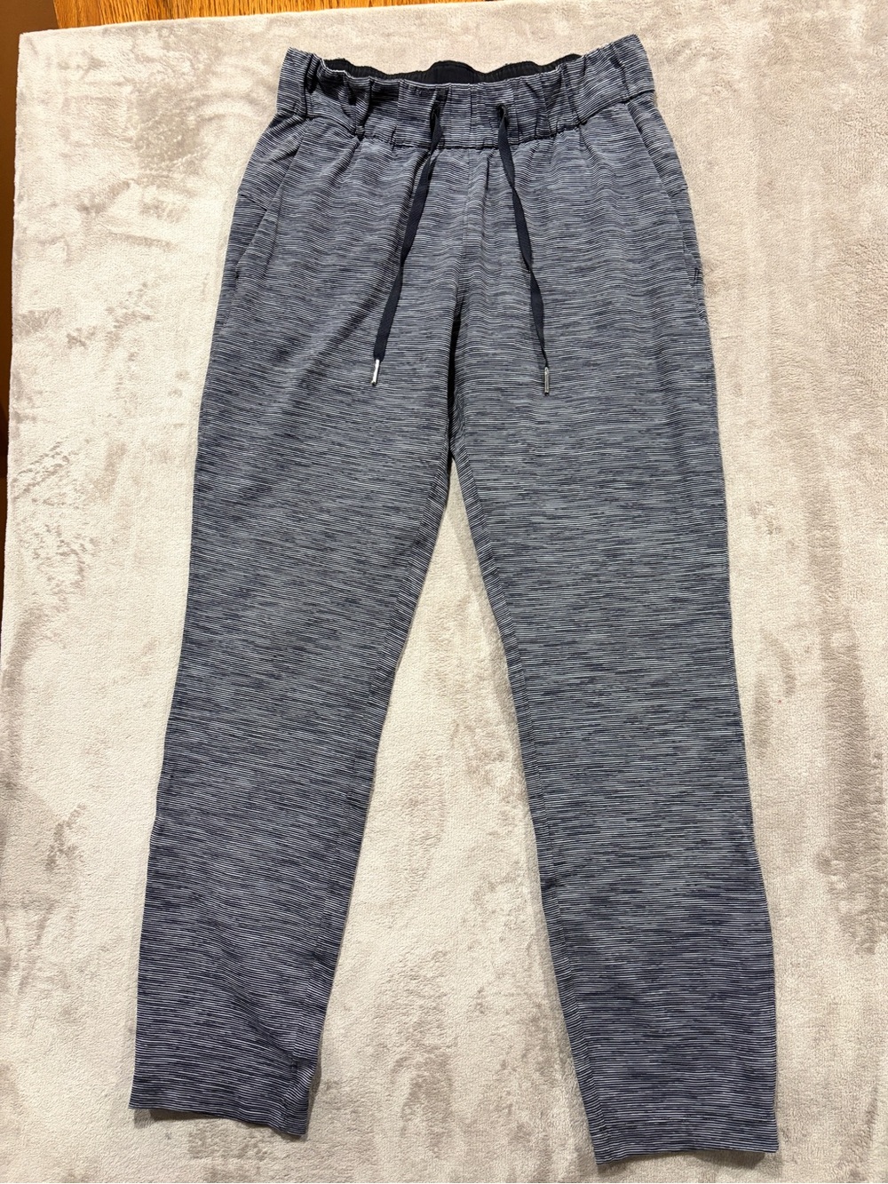 lululemon athletica Men's Charcoal Heather Joggers